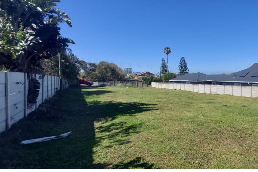 0 Bedroom Property for Sale in Sunrise On Sea Eastern Cape
